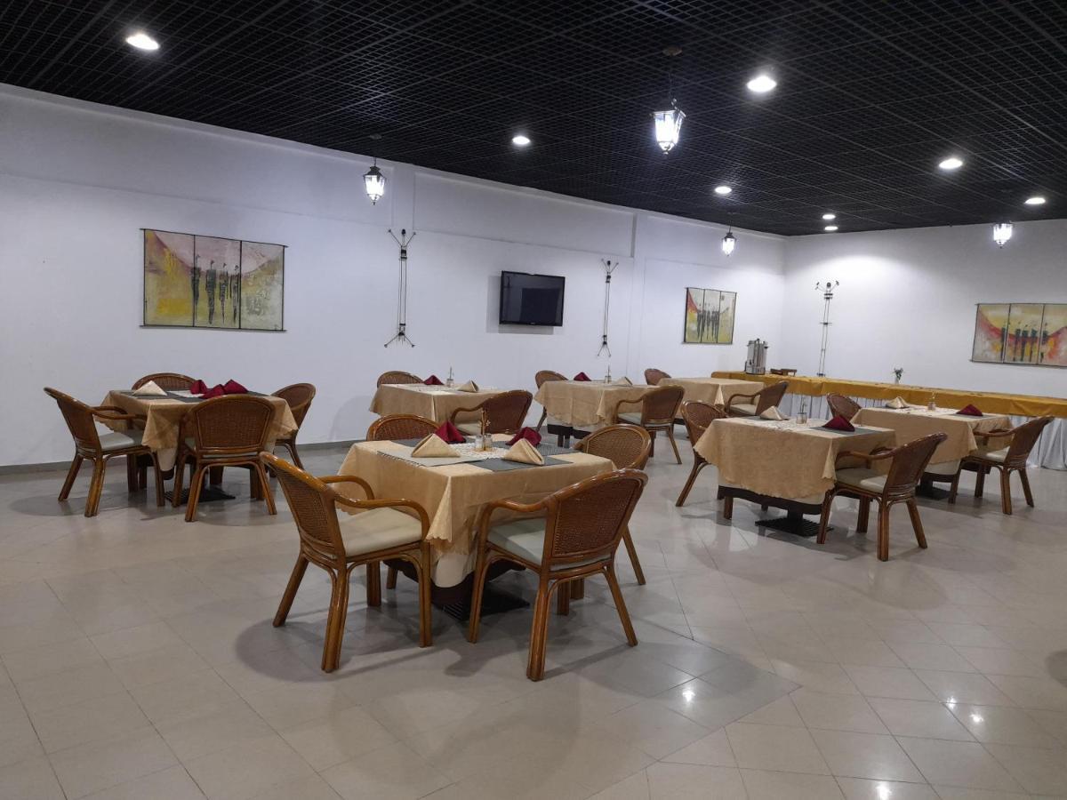 Lungi Airport Hotels Tulun Bagian luar foto