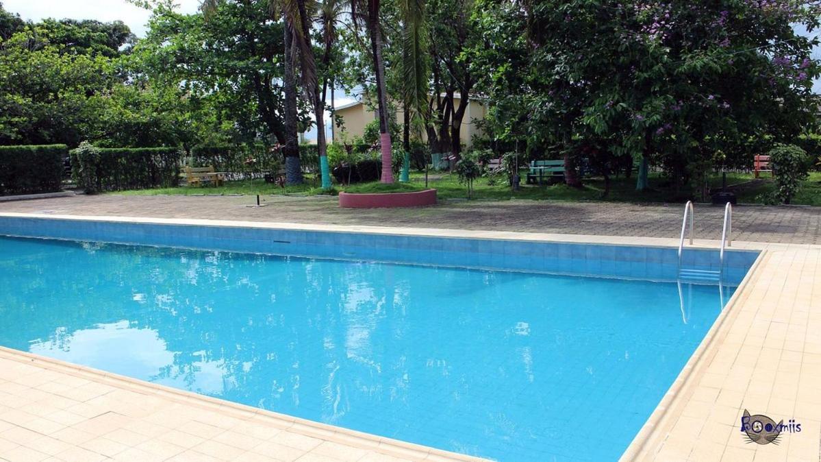 Lungi Airport Hotels Tulun Bagian luar foto