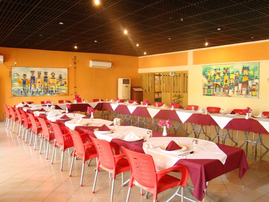 Lungi Airport Hotels Tulun Bagian luar foto