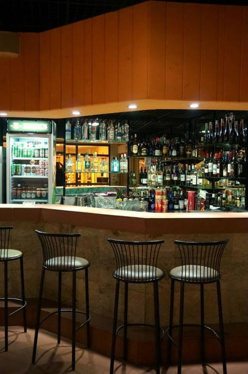 Lungi Airport Hotels Tulun Bagian luar foto